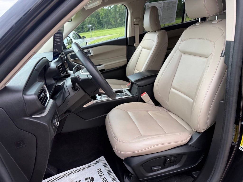 Certified 2023 Ford Explorer XLT w/ Equipment Group 202A AWD/4WD image 20