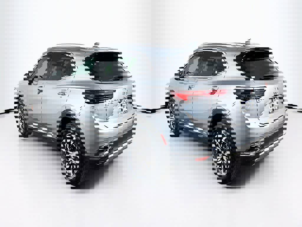 Used 2023 Buick Envision Essence image 4