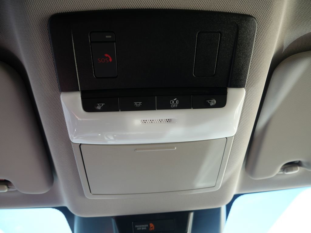 Used 2024 Nissan Rogue SV AWD/4WD image 36