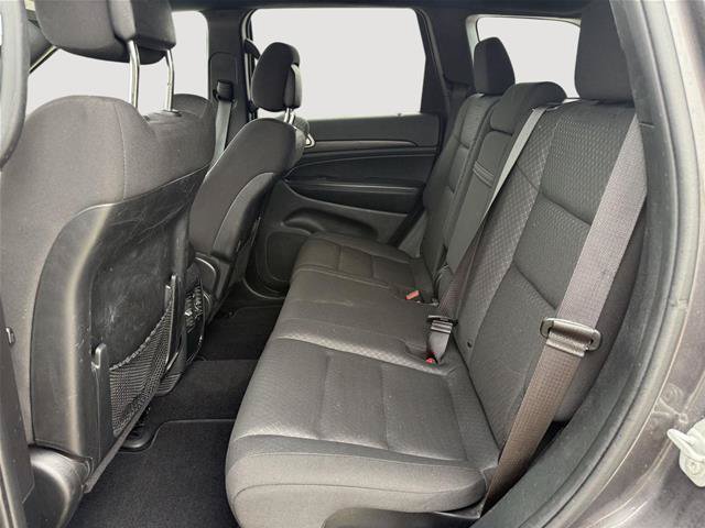 Used 2020 Jeep Grand Cherokee Laredo AWD/4WD image 16