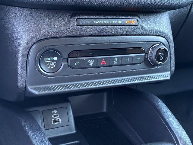 Certified 2025 Ford Bronco Sport Outer Banks w/ Outer Banks Tech Package+ AWD/4WD image 24