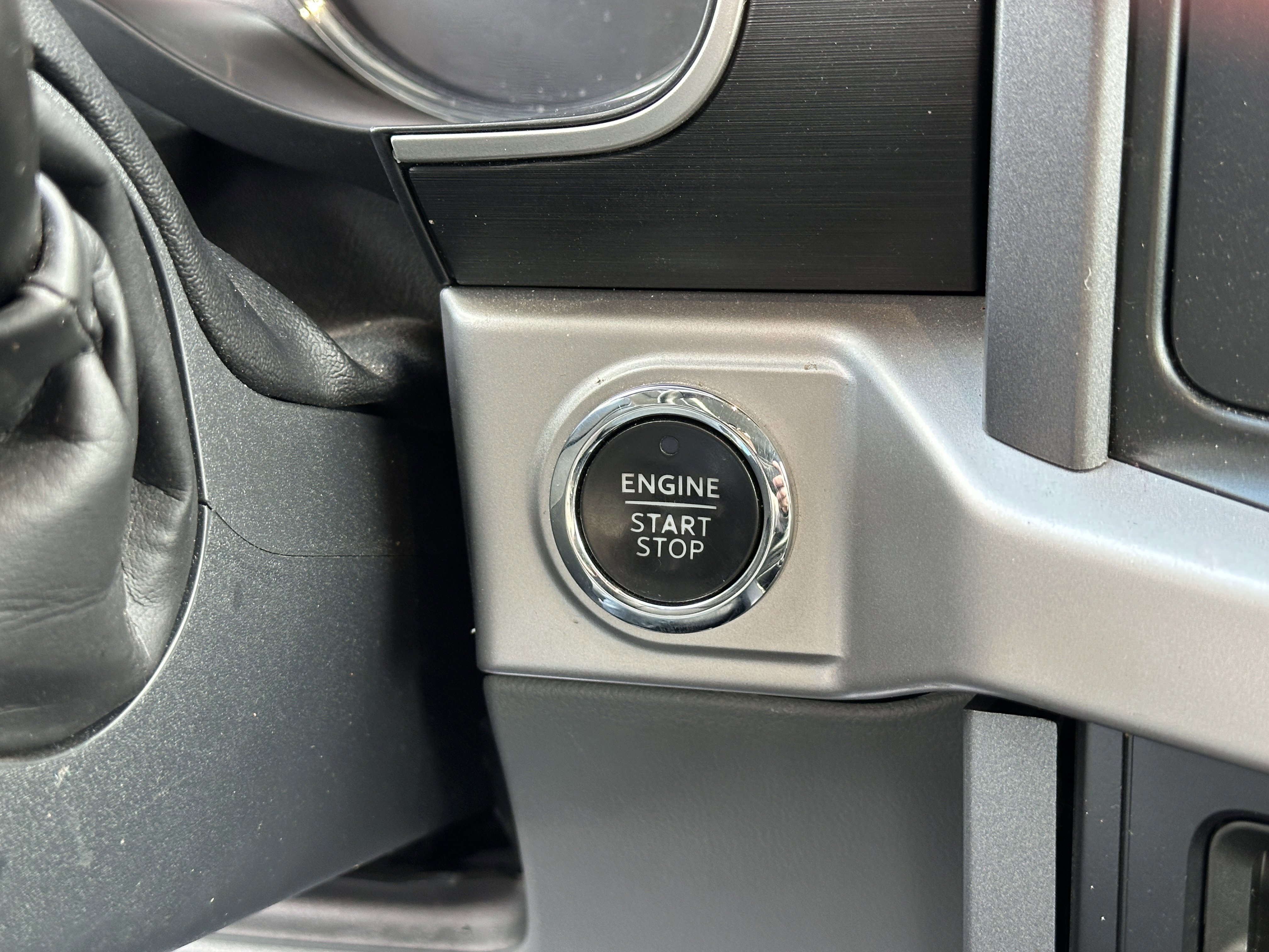 Certified 2022 Ford F150 XLT w/ Equipment Group 302A High image 23