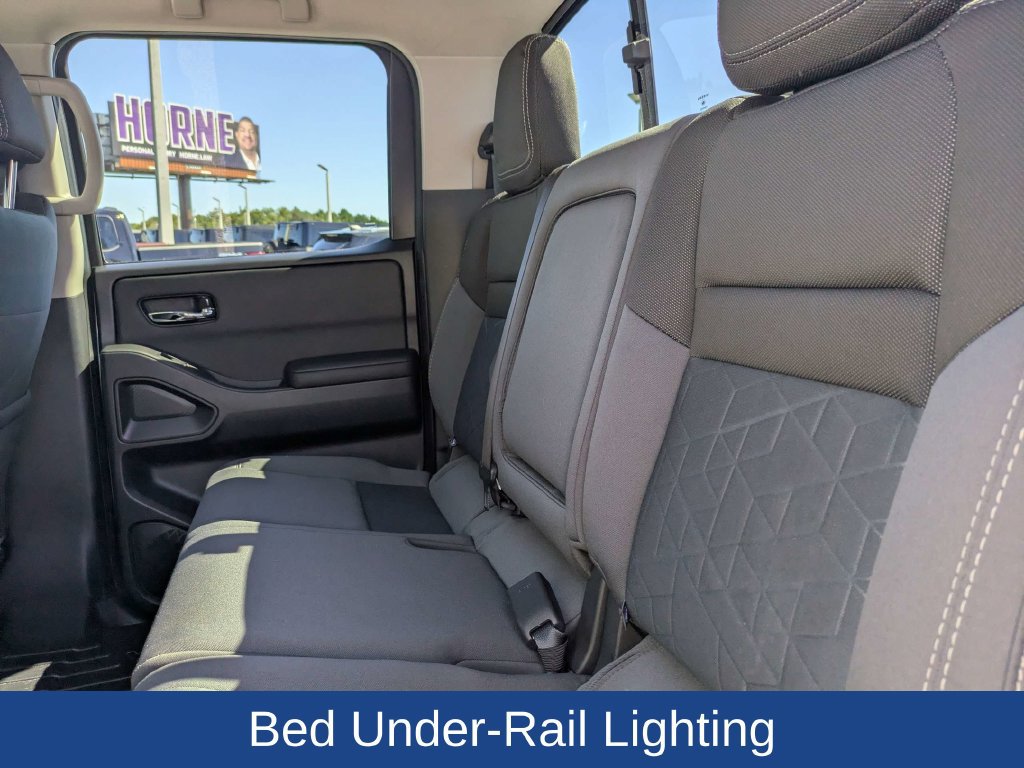 Used 2025 Nissan Frontier SV w/ SV Convenience Package AWD/4WD image 16
