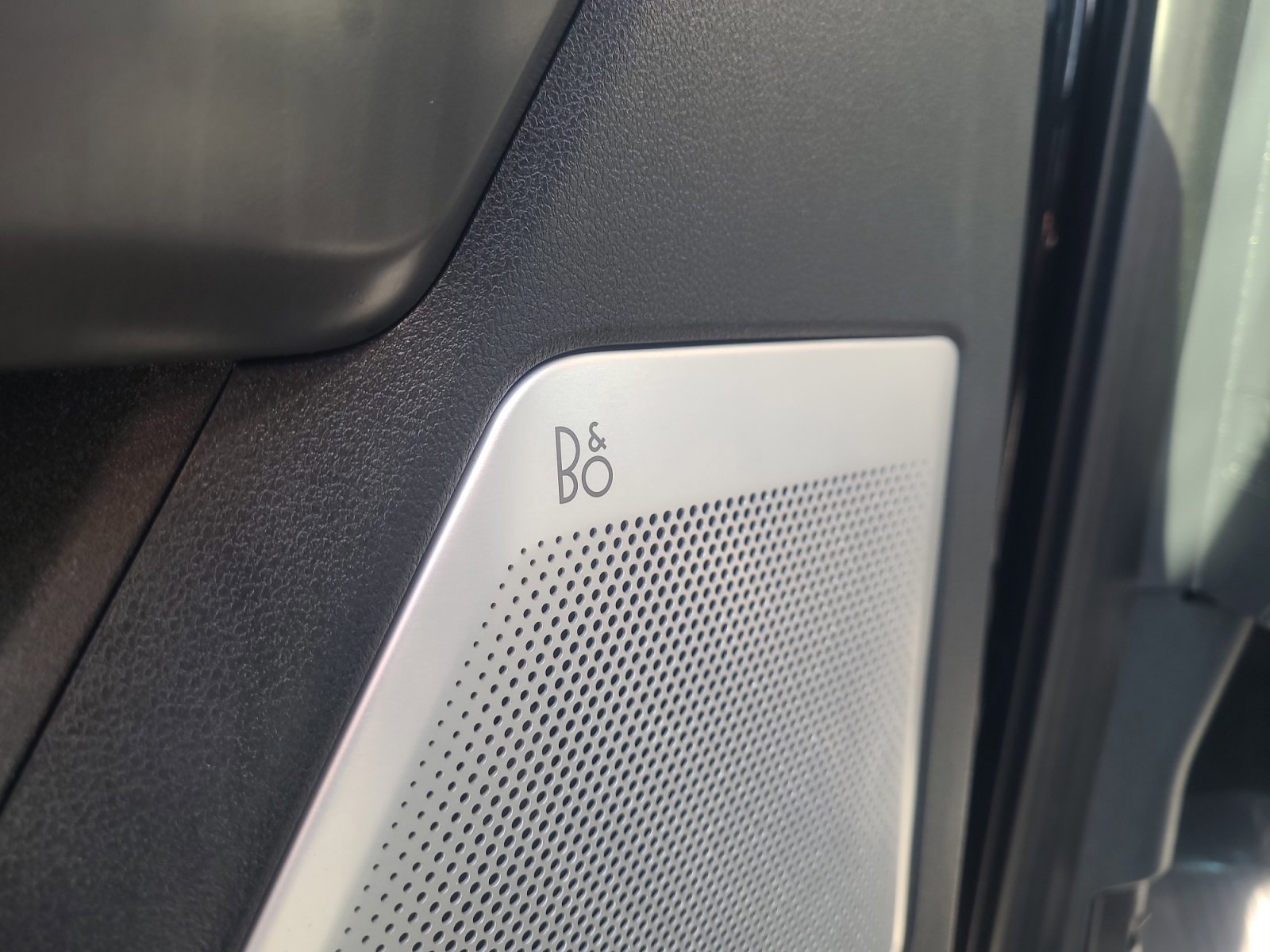 Certified 2025 Ford F150 Lariat w/ Equipment Group 502A High image 27