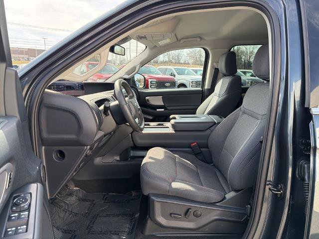 Certified 2025 Ford Expedition Active AWD/4WD image 11