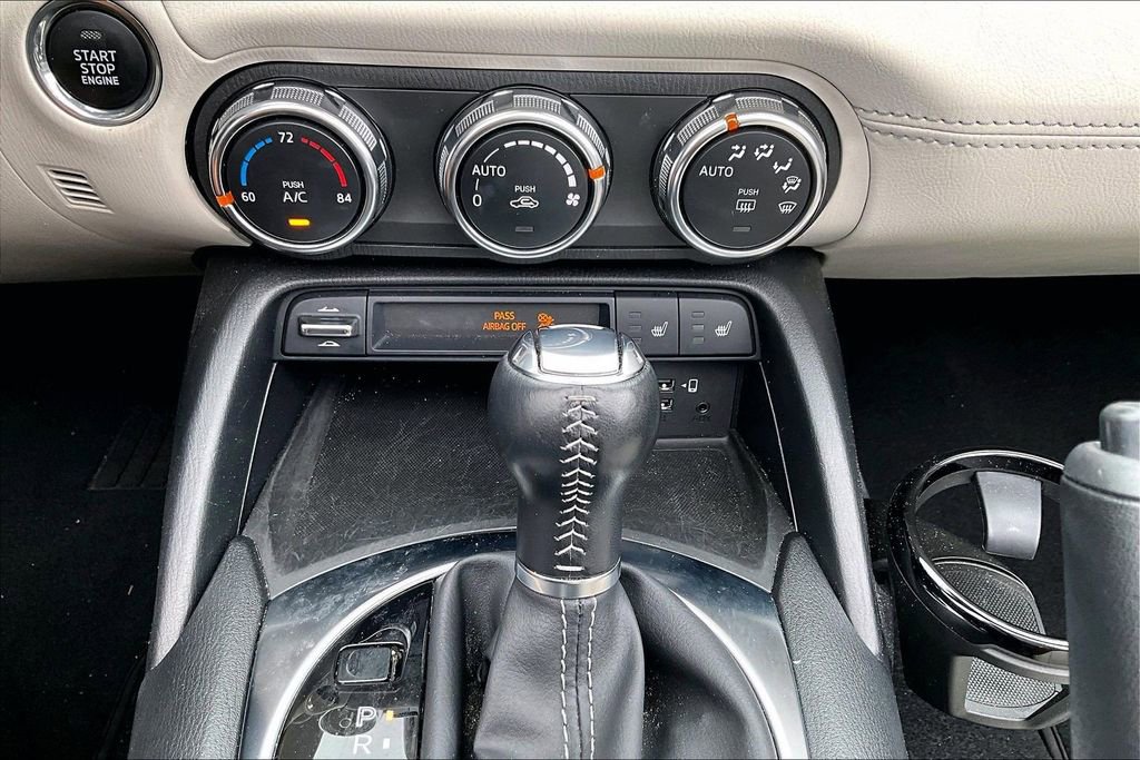 Used 2021 MAZDA MX-5 Miata RF Grand Touring RWD image 24