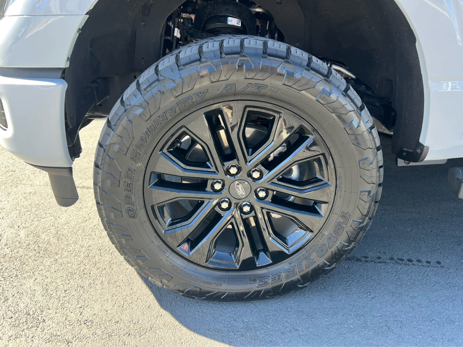 Certified 2025 Ford F150 Lariat w/ Equipment Group 502A High image 13