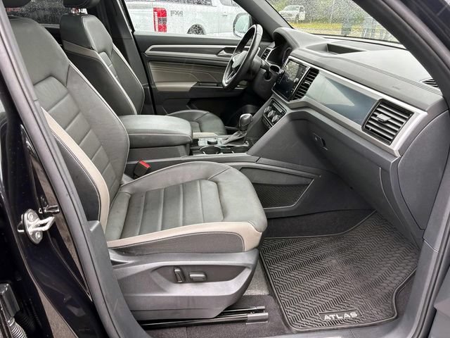 Used 2021 Volkswagen Atlas Cross Sport SEL Premium R-Line AWD/4WD image 17