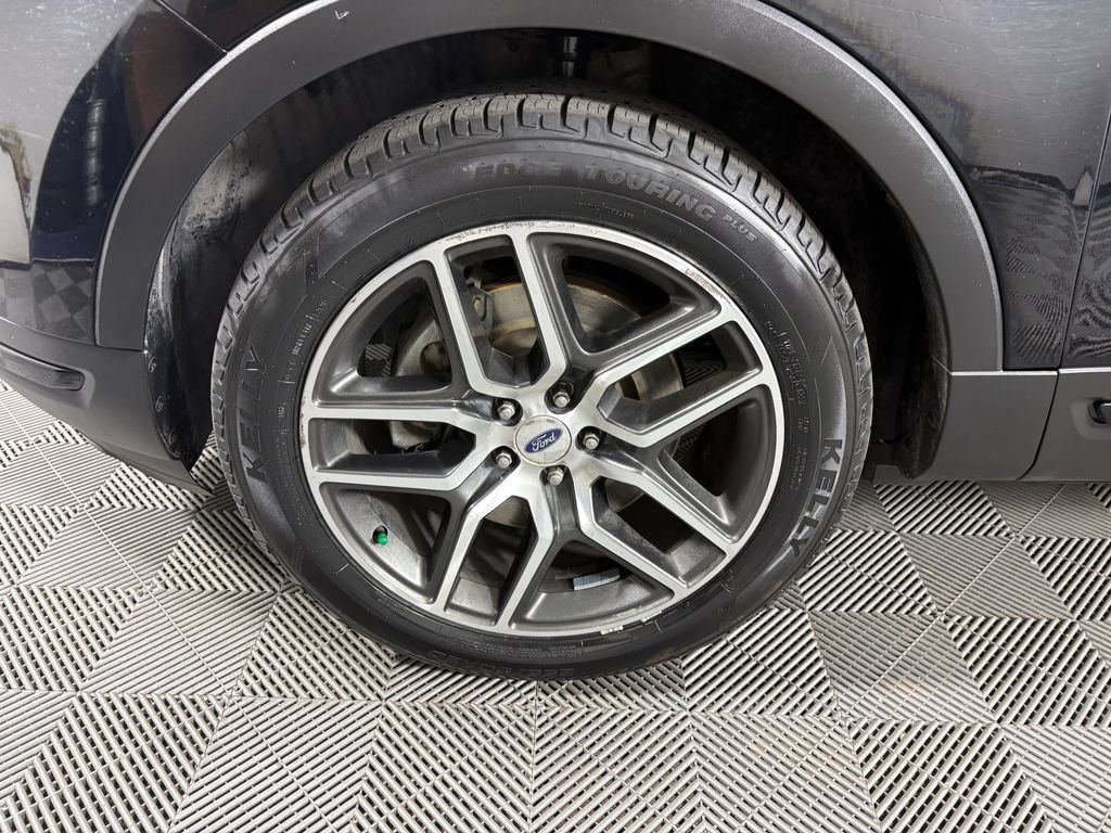 Certified 2018 Ford Explorer Sport AWD/4WD image 10