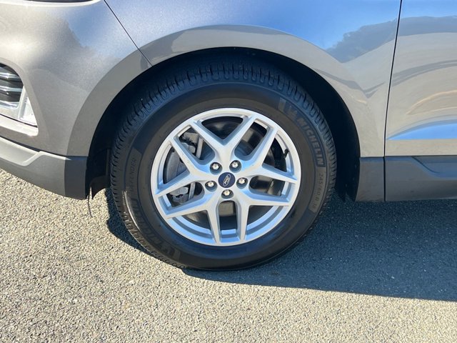 Certified 2021 Ford Edge SEL w/ Cargo Accessory Package image 11