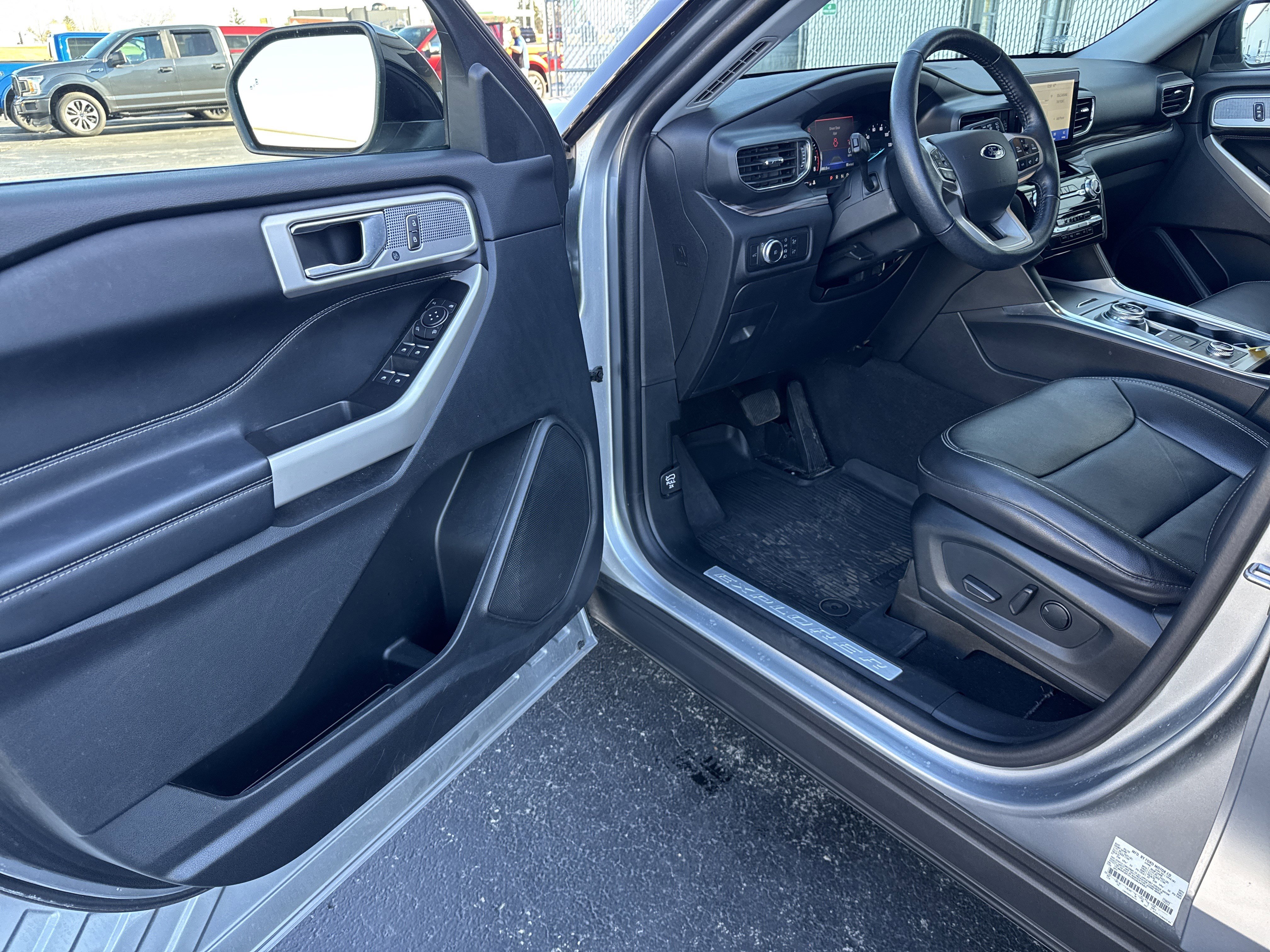 Certified 2022 Ford Explorer Limited image 19