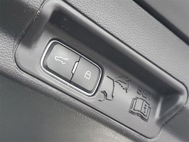 Certified 2021 Ford Explorer XLT w/ Equipment Group 202A image 31