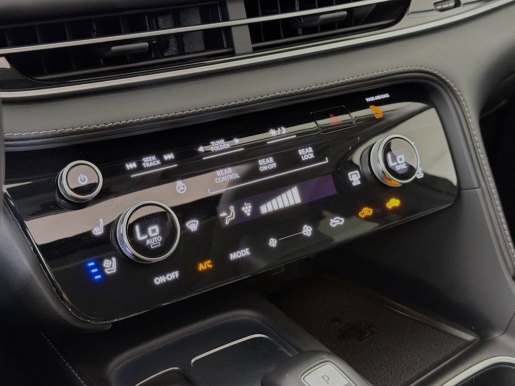 Used 2023 INFINITI QX60 Sensory w/ Vision Package AWD/4WD image 21