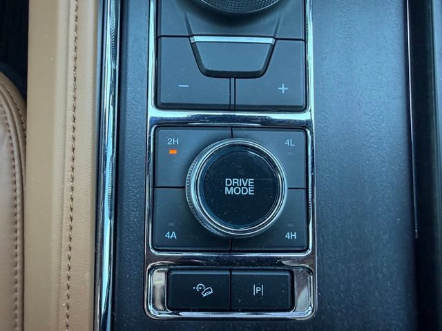 Certified 2024 Ford Expedition Platinum AWD/4WD image 28
