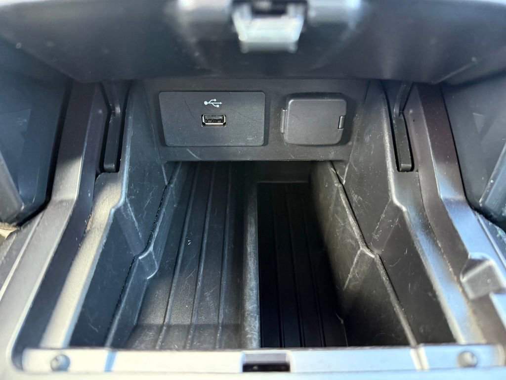 Certified 2018 Ford Explorer XLT AWD/4WD image 23