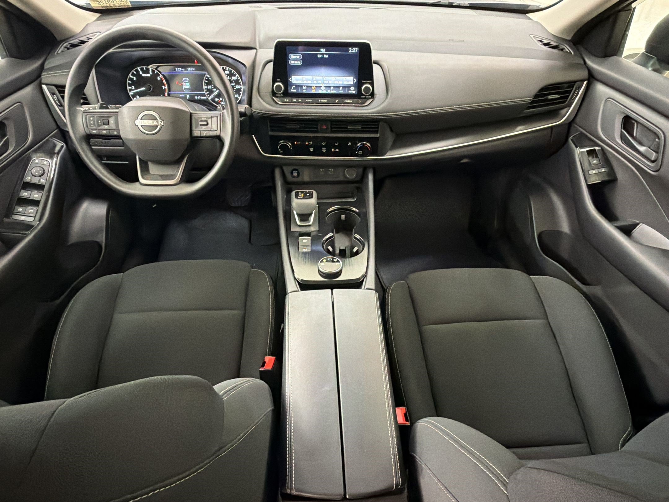 Used 2025 Nissan Rogue S AWD/4WD image 16