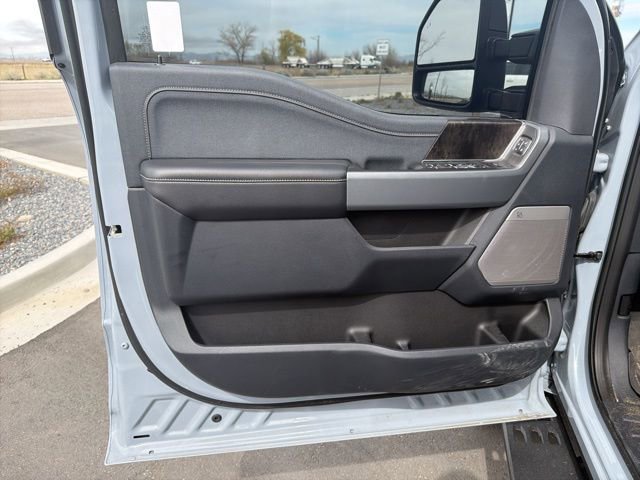 Certified 2024 Ford F250 Lariat w/ Tremor Off-Road Package image 11