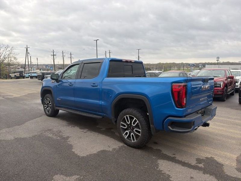 Used 2024 GMC Sierra 1500 AT4 w/ Technology Package AWD/4WD image 2
