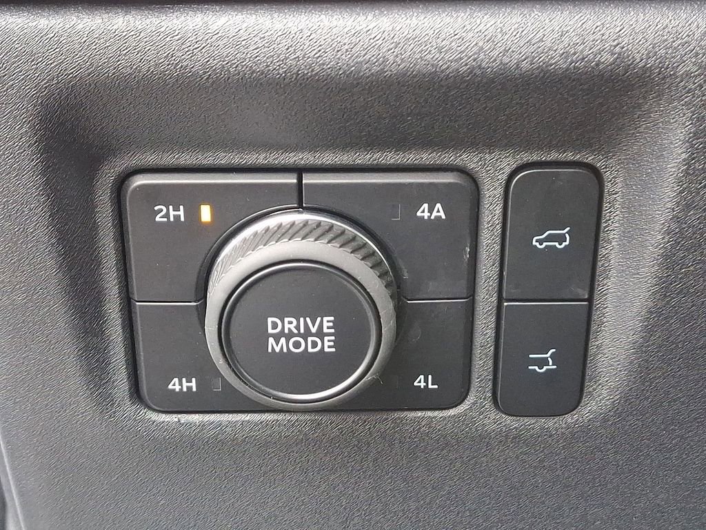 Certified 2025 Ford Expedition Active image 24