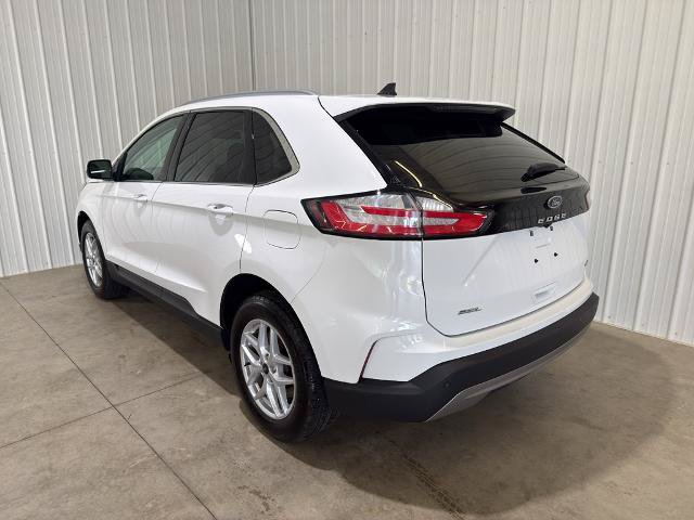 Certified 2024 Ford Edge SEL w/ Convenience Package AWD/4WD image 13