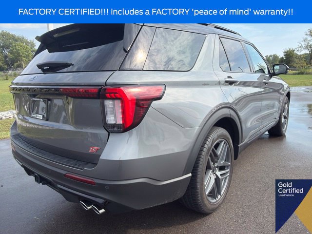 Certified 2025 Ford Explorer ST w/ Sun And Sound Package AWD/4WD image 9