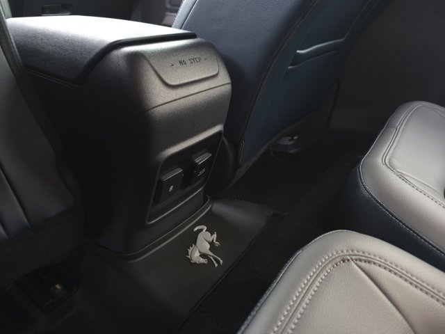 Certified 2023 Ford Bronco Outer Banks w/ Sasquatch Package image 28