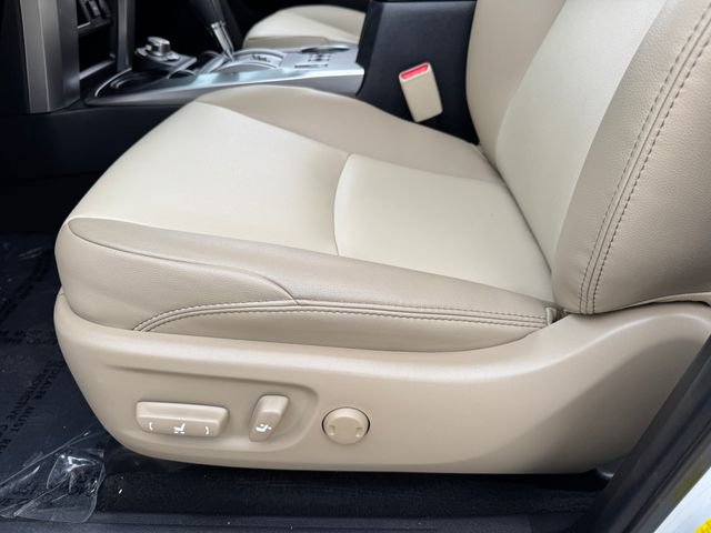 Used 2024 Toyota 4Runner SR5 Premium w/ Moonroof Package AWD/4WD image 14