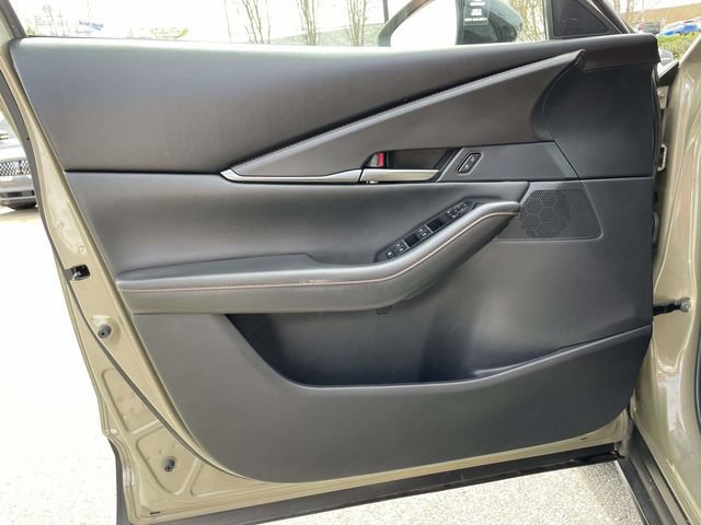 Used 2024 MAZDA CX-30 Carbon image 17