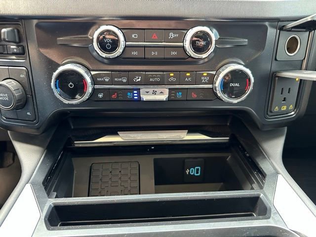 Certified 2025 Ford F450 Platinum AWD/4WD image 26