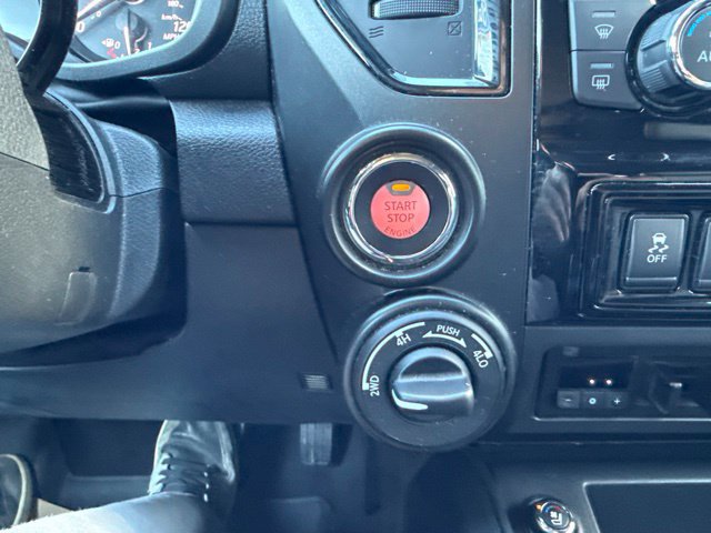 Used 2024 Nissan Titan PRO-4X w/ Pro-4x Convenience Package AWD/4WD image 26