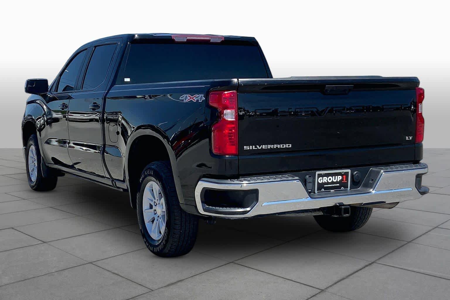 Used 2023 Chevrolet Silverado 1500 LT w/ Protection Package AWD/4WD image 12