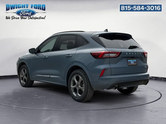Certified 2024 Ford Escape ST-Line w/ Tech Pack #1 AWD/4WD image 3