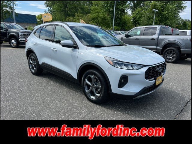 Certified 2025 Ford Escape ST-Line Select AWD/4WD video 1