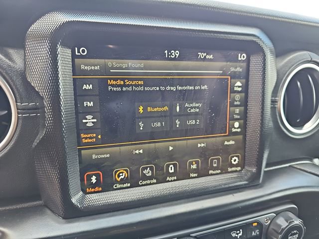 Used 2022 Jeep Wrangler Unlimited Sahara w/ Cold Weather Group AWD/4WD image 22