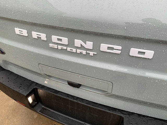 Certified 2024 Ford Bronco Sport Heritage w/ Heritage Convenience Package AWD/4WD image 16