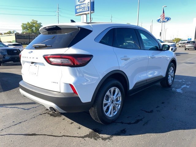 Certified 2023 Ford Escape Active image 3