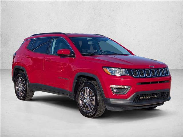 Used 2020 Jeep Compass Latitude w/ Cold Weather Group AWD/4WD image 3