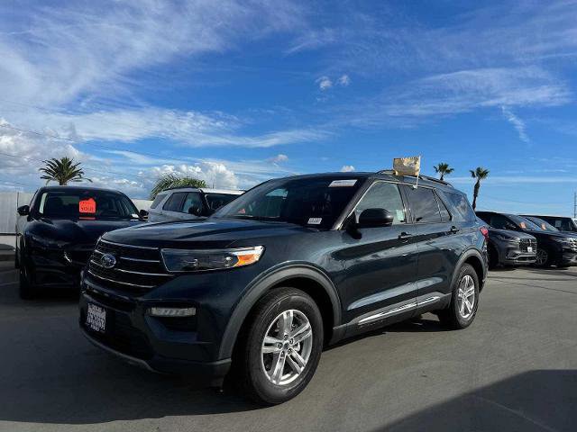 Certified 2022 Ford Explorer XLT w/ Equipment Group 202A image 2