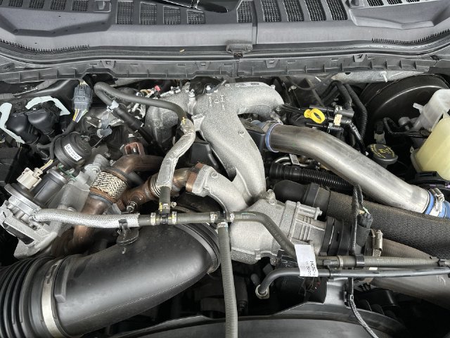 Certified 2022 Ford F250 Lariat w/ Lariat Ultimate Package AWD/4WD image 28