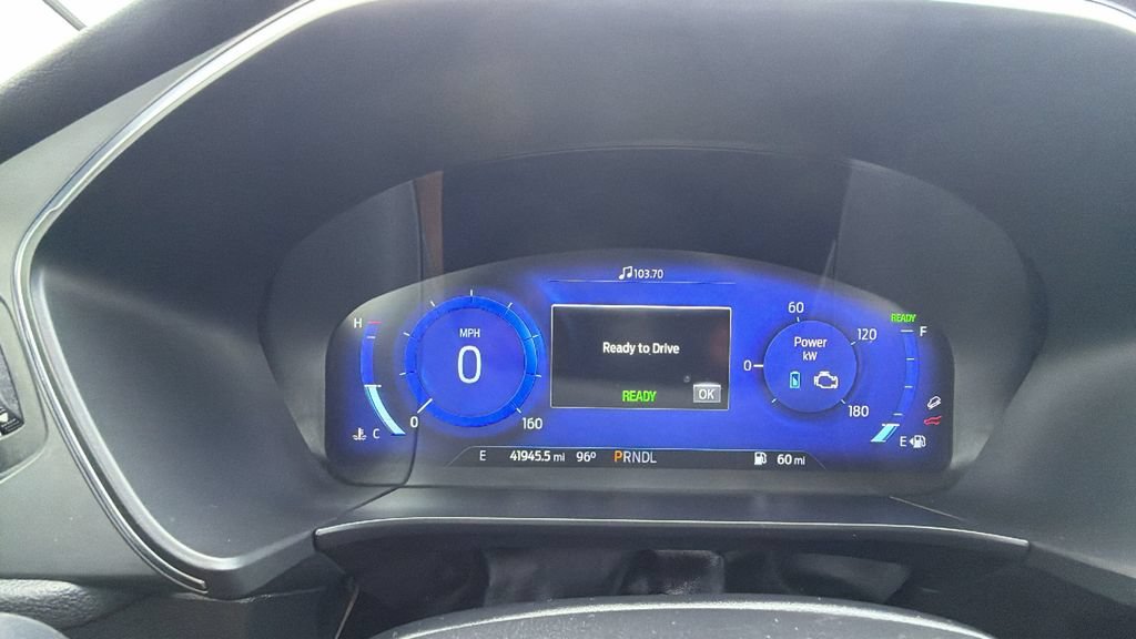 Certified 2022 Ford Escape Titanium FWD image 23