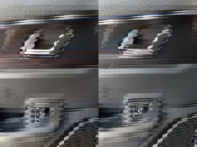 Used 2022 Jeep Grand Cherokee L Laredo w/ Luxury Tech Group I image 27