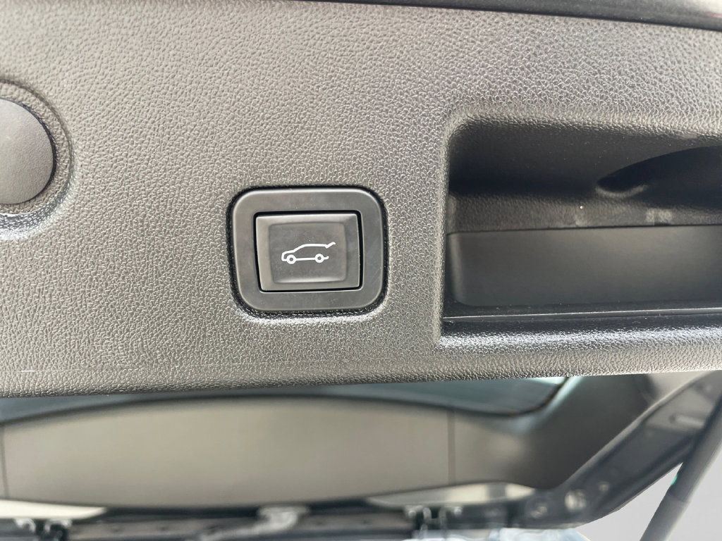 Used 2018 Chevrolet Equinox LT AWD/4WD image 33