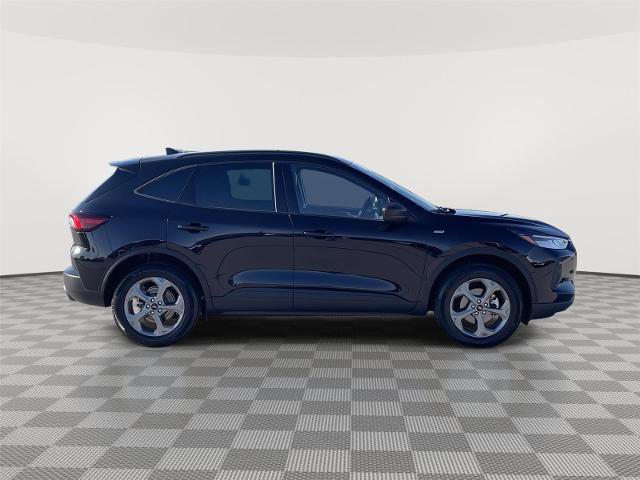 Certified 2025 Ford Escape ST-Line AWD/4WD image 6