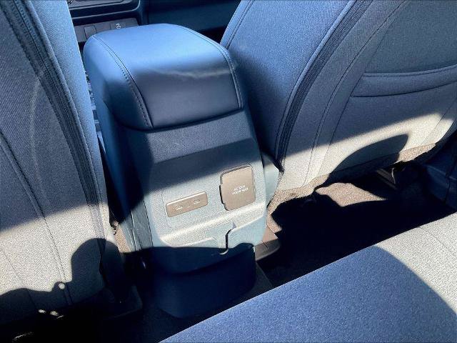 Certified 2025 Ford Maverick XLT w/ XLT Luxury Package AWD/4WD image 11