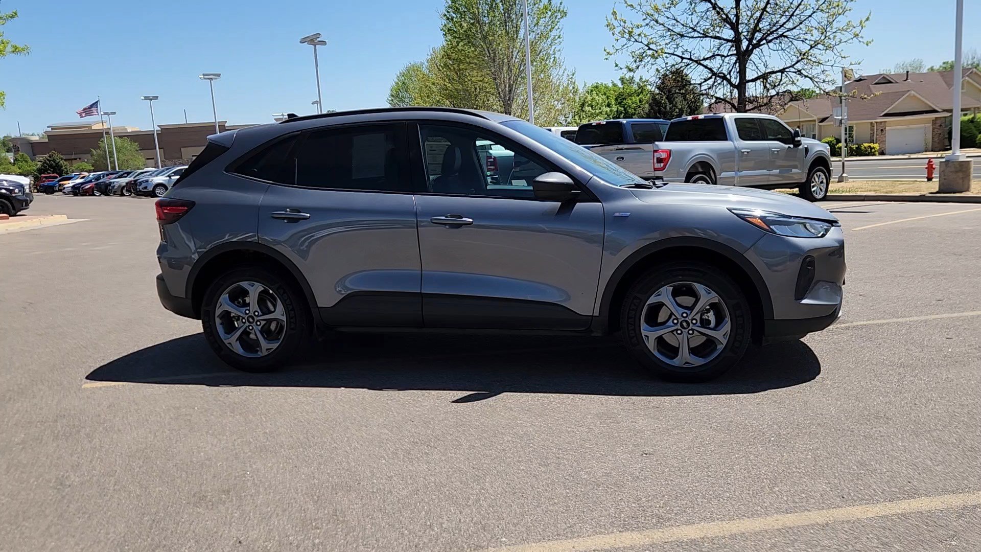Certified 2025 Ford Escape ST-Line AWD/4WD image 9