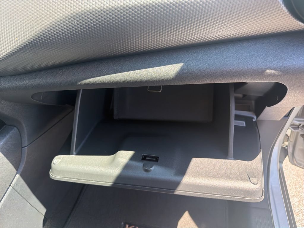 Used 2020 Nissan Kicks S FWD image 39