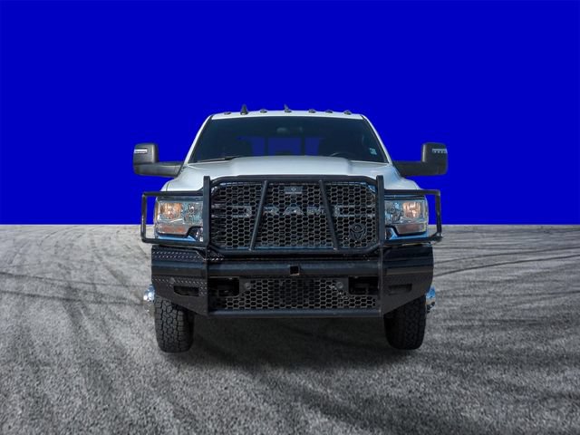Used 2024 RAM 3500 Tradesman w/ Chrome Appearance Group AWD/4WD image 9