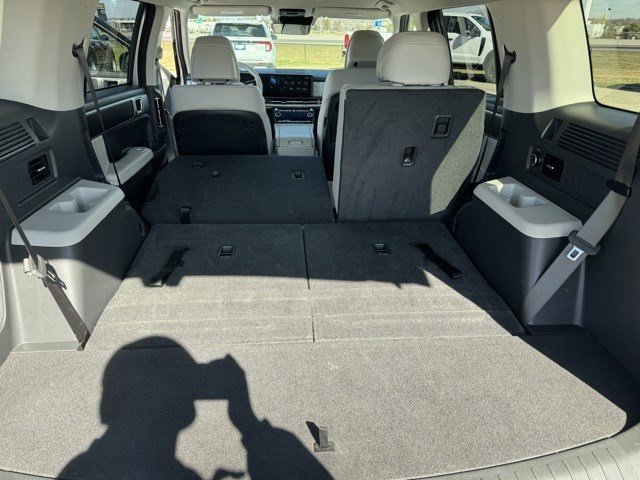 Used 2025 Hyundai Santa Fe SEL image 31