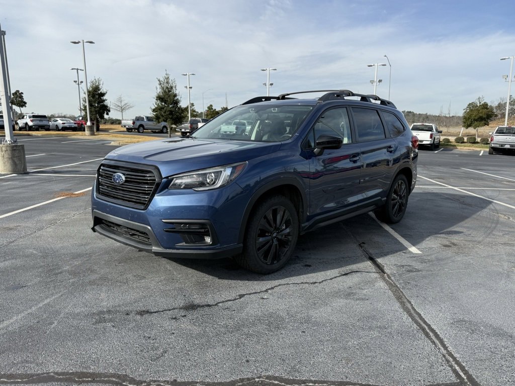 Used 2022 Subaru Ascent Onyx Edition image 3