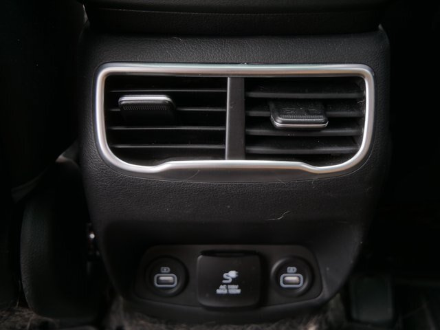 Used 2023 Hyundai Santa Fe Calligraphy AWD/4WD image 17